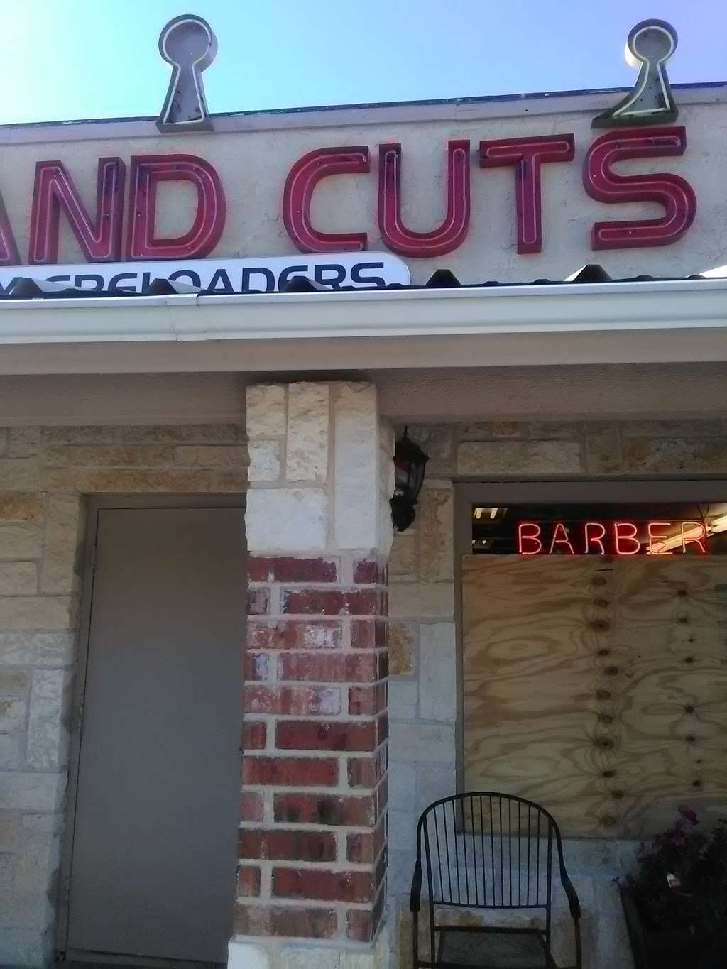 Grand Cuts | 1019 E Belt Line Rd, DeSoto, TX 75115, USA | Phone: (972) 223-9864