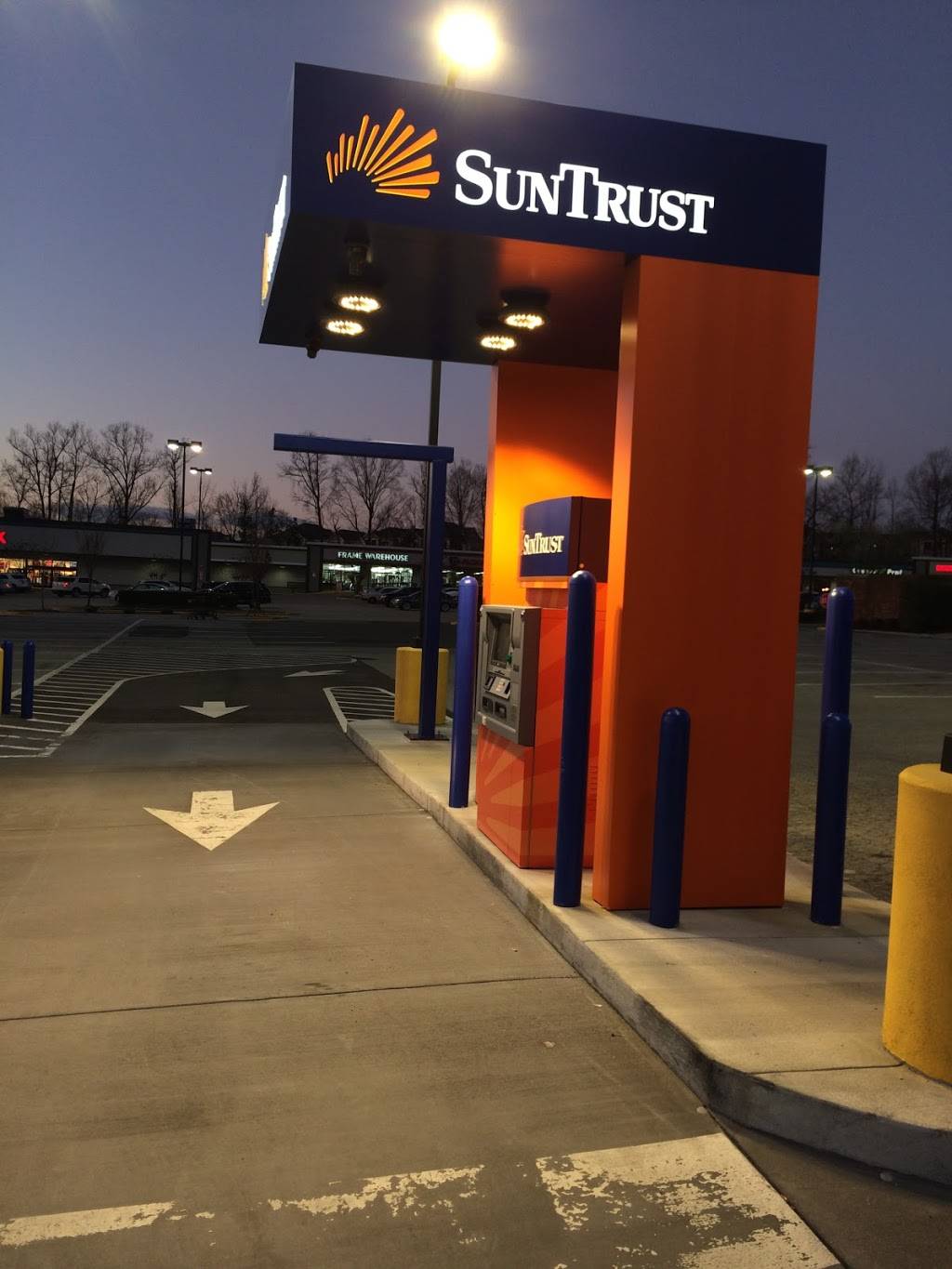 SunTrust ATM | 4600 Durham-Chapel Hill Blvd, Durham, NC 27707, USA | Phone: (800) 786-8787