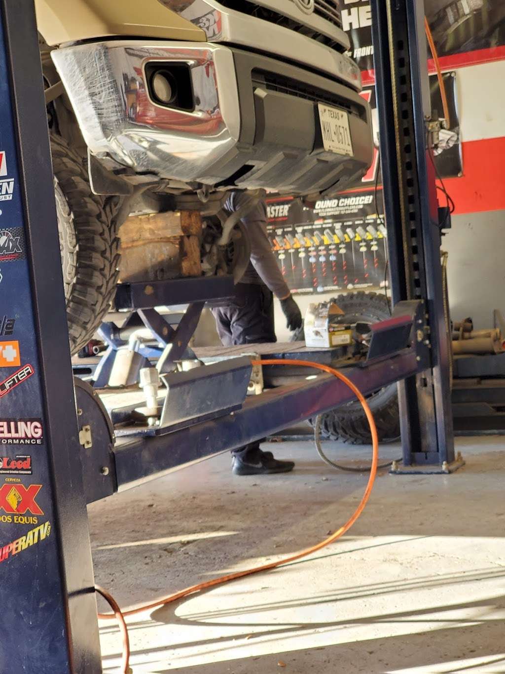 Leal General Mechanic | 2737 Randolph Rd, Pasadena, TX 77503, USA | Phone: (713) 384-6230