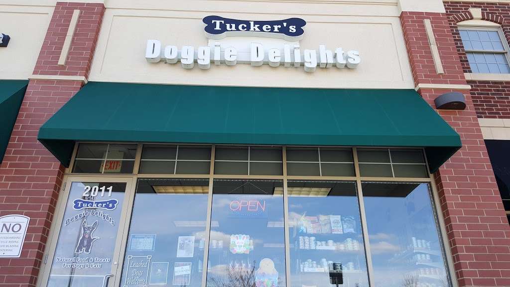 Tuckers Doggie Delights | 2011 Calistoga Dr, New Lenox, IL 60451, USA | Phone: (815) 463-8002