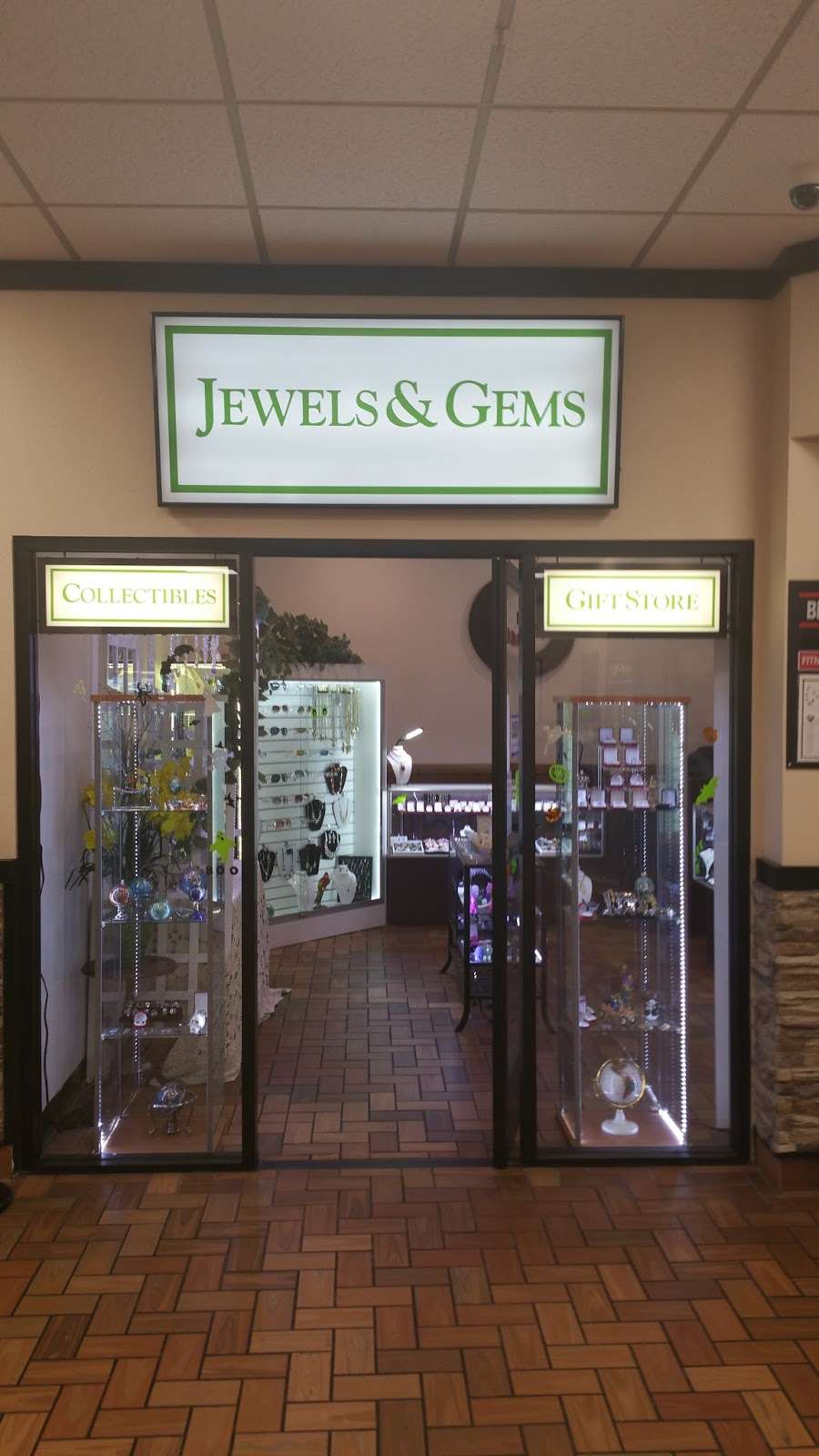 Jewels & Gems | 5821 Dennis McCarthy Dr, Lebec, CA 93243 | Phone: (661) 248-4021