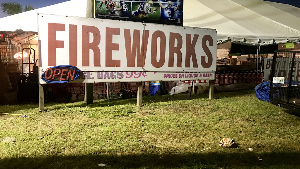 On The Line Fireworks | 4010 E, FL-60, Plant City, FL 33567 | Phone: (813) 967-6838