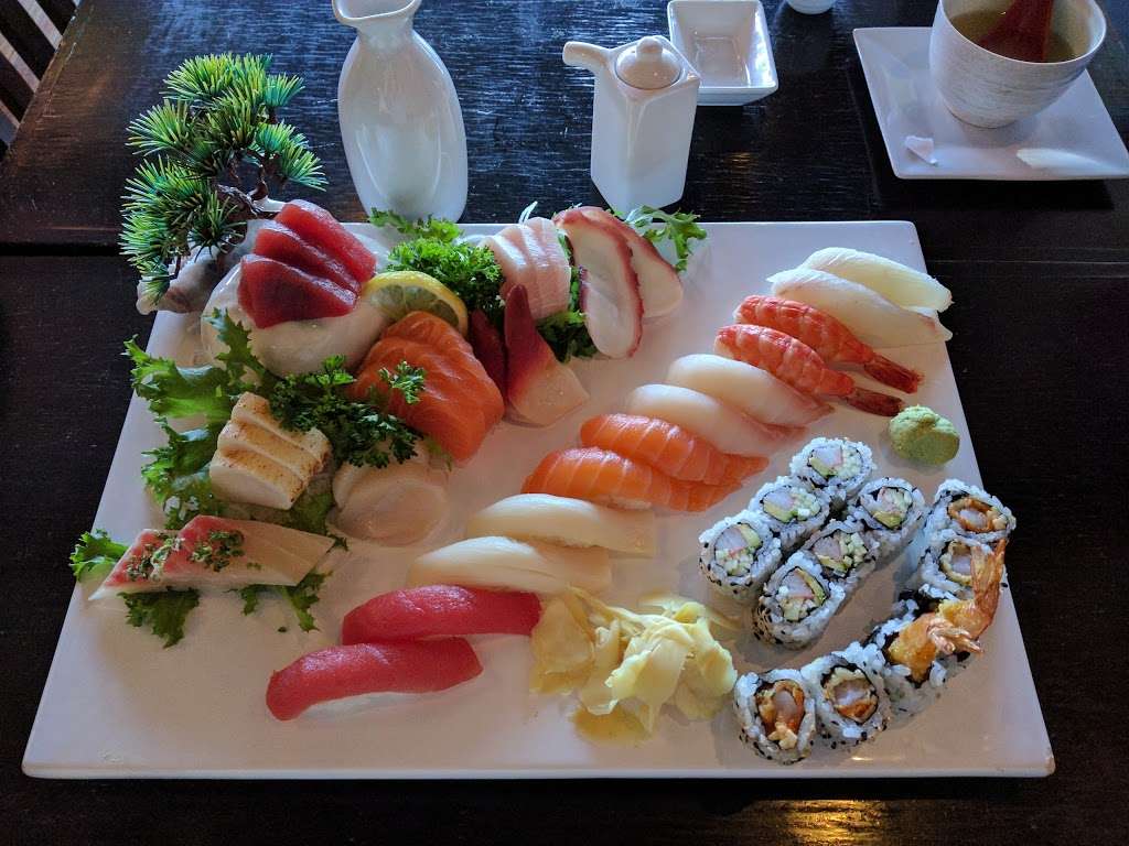 Yuki Sushi Japanese Cuisine | 212 S Newtown Street Rd, Newtown Square, PA 19073, USA | Phone: (610) 359-8418