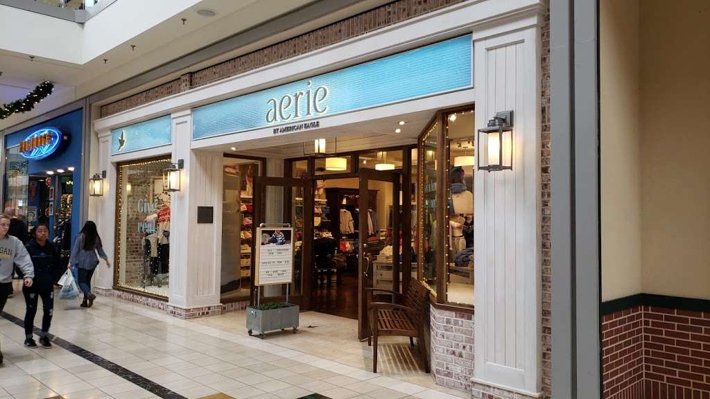 Aerie | 110 Montgomery Mall space #1220, North Wales, PA 19454, USA | Phone: (215) 361-8217