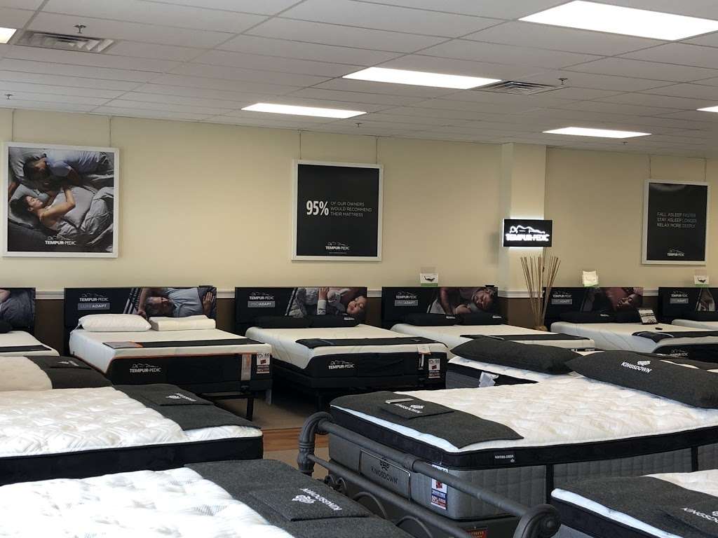 Mattress Warehouse of Shrewsbury - Highlands | 96 Sofia Drive Suite 107, Shrewsbury, PA 17361, USA | Phone: (717) 235-8700