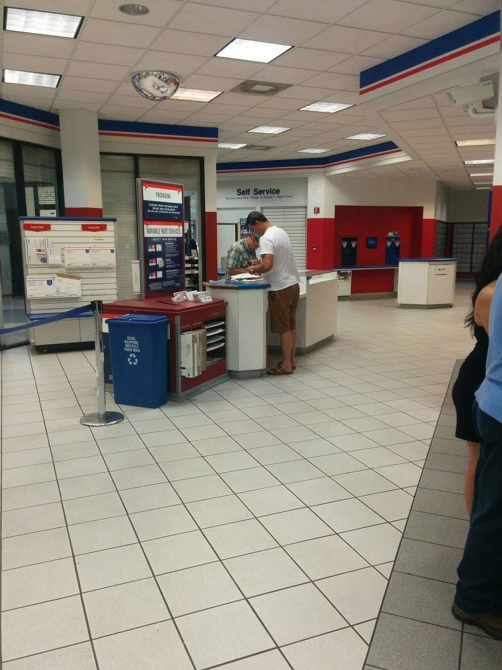 United States Postal Service | 2440 W 60th St, Hialeah, FL 33016 | Phone: (800) 275-8777