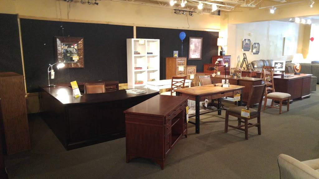 Oak Factory Furniture & Mattress Gallery | 131 Marlene Dr, Nicholasville, KY 40356, USA | Phone: (859) 272-8323
