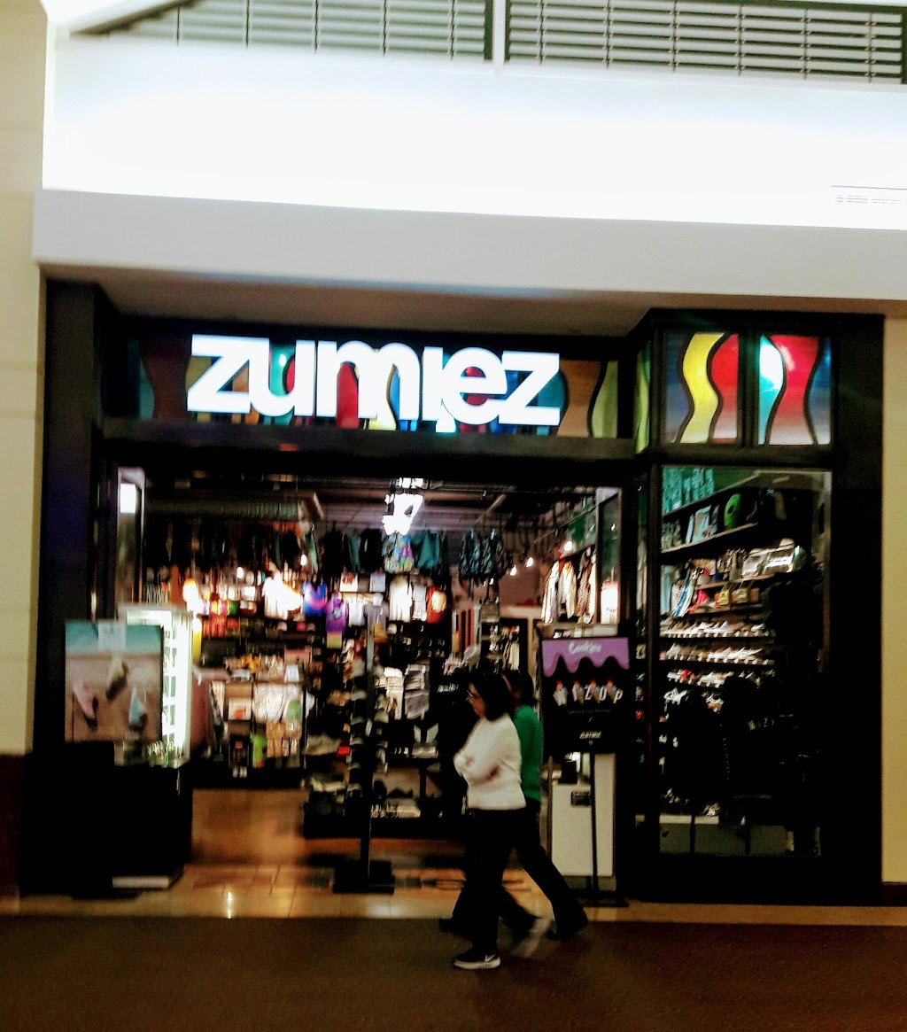 Zumiez | 16535 Southwest Fwy #225, Sugar Land, TX 77479, USA | Phone: (281) 265-1465