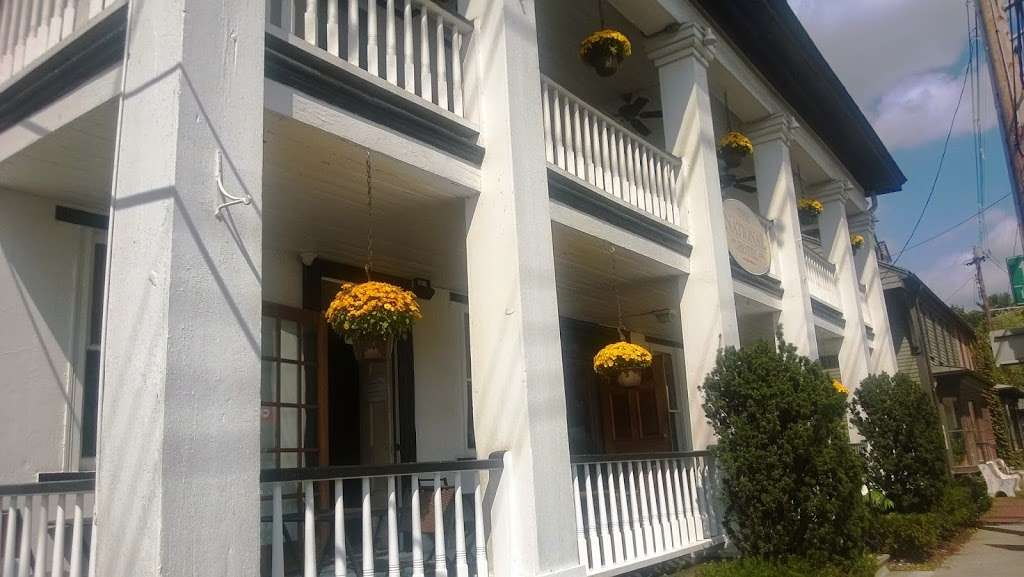 The National Hotel | 31 Race St, Frenchtown, NJ 08825, USA | Phone: (908) 996-3200