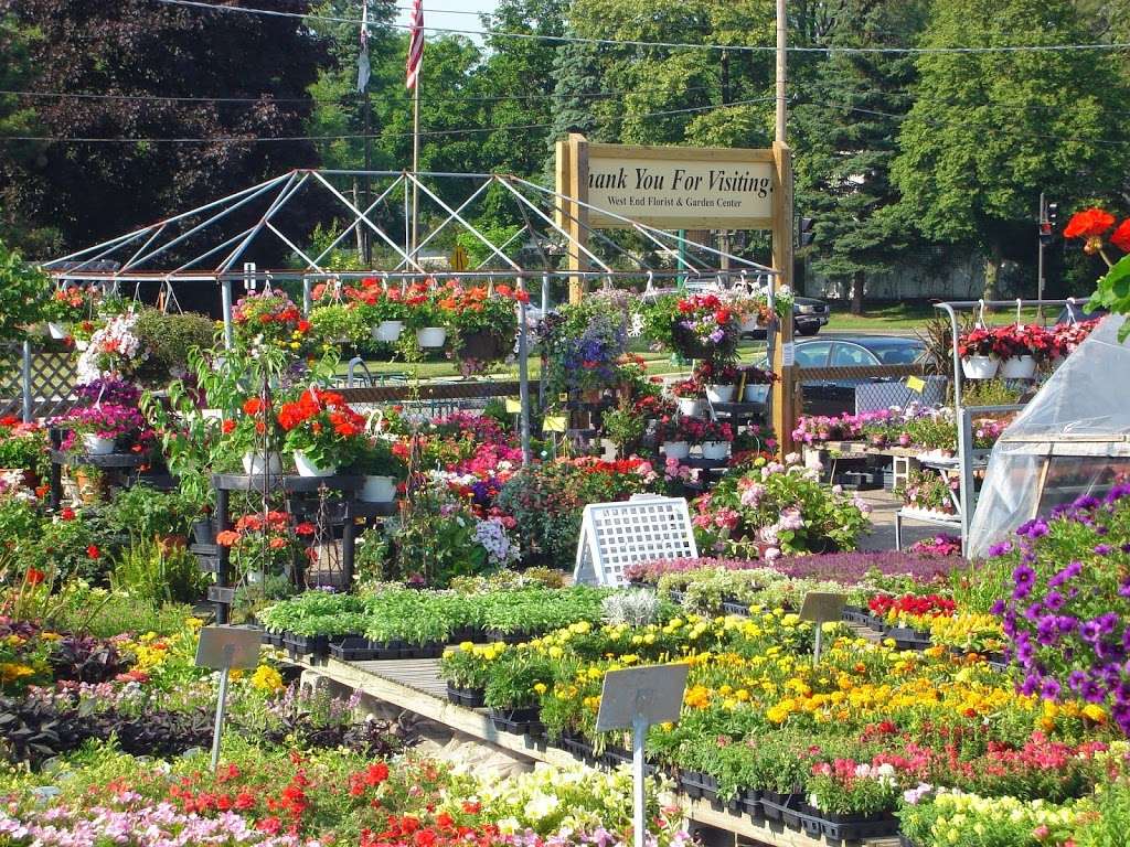 West End Florist & Garden Center | 3800 Old Glenview Rd, Evanston, IL 60201, USA | Phone: (847) 251-1943