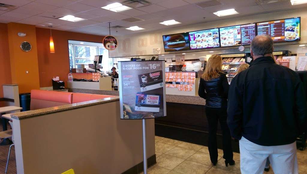 Dunkin | 206 Ballardvale St, Wilmington, MA 01887, USA | Phone: (978) 447-1059