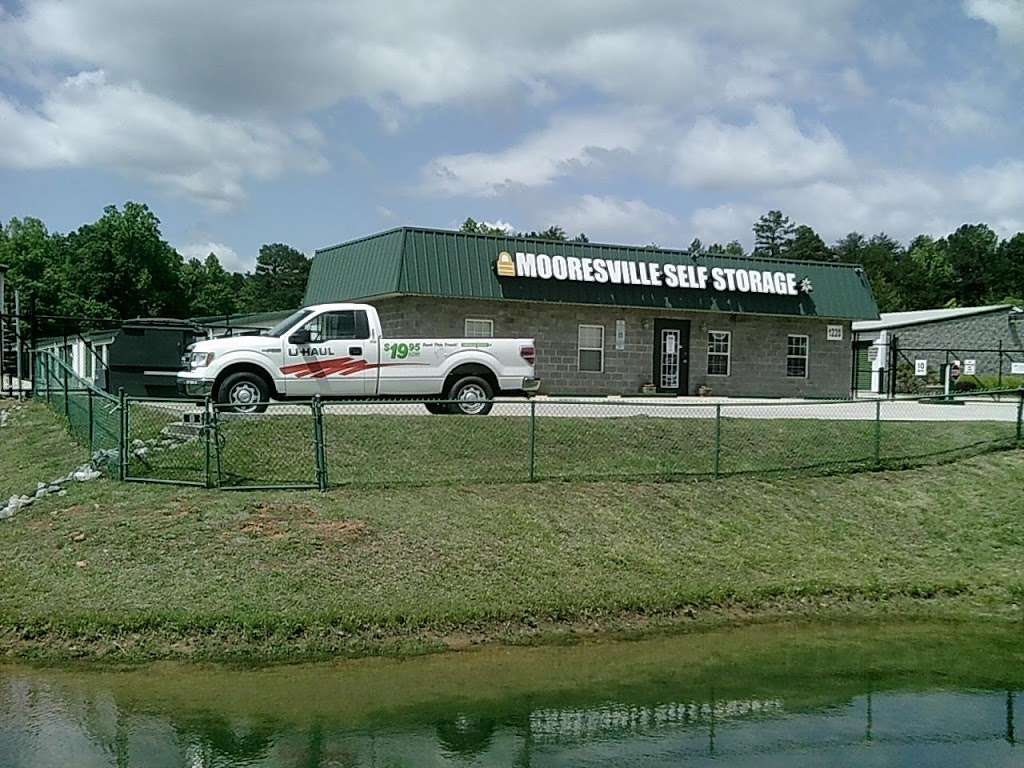 Mooresville Self Storage | 1220 River Hwy, Mooresville, NC 28117, USA | Phone: (704) 662-6902