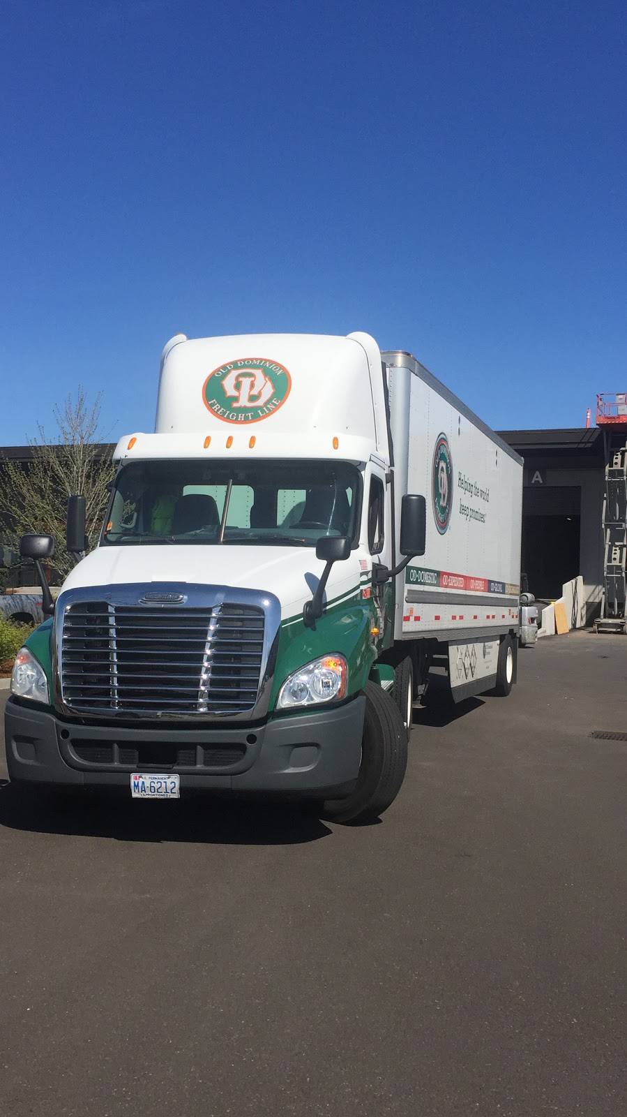 Old Dominion Freight Line | 146 N Gertz Rd, Portland, OR 97217, USA | Phone: (503) 289-3248