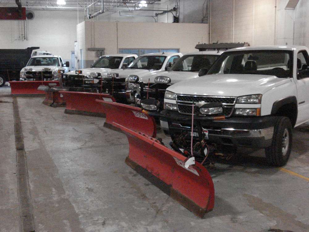 P&S Landscaping and Snowplowing | 343 River Rd, East Hanover, NJ 07936, USA | Phone: (973) 985-2984