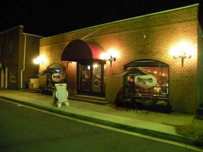 Grapevine Cafe | 622 Kenmore Ave, Fredericksburg, VA 22401, USA | Phone: (540) 371-8880