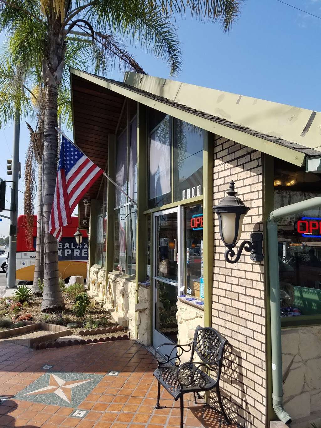 Sunrise Café - Lakewood | 4101 N Lakewood Blvd, Lakewood, CA 90712, USA | Phone: (562) 377-1234