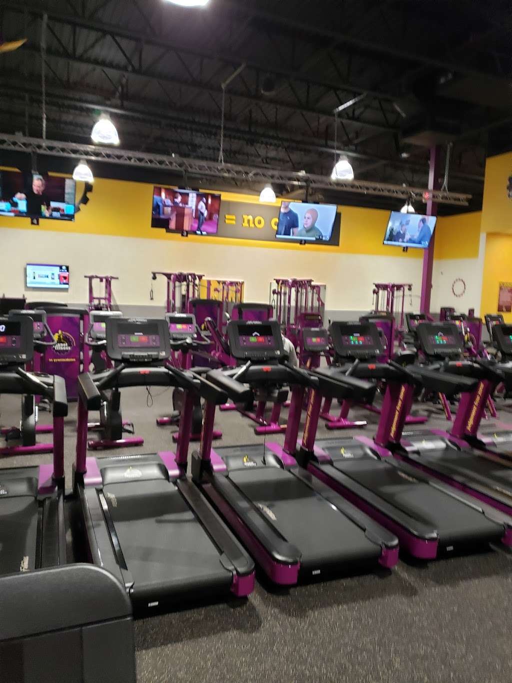 Planet Fitness 3204 Shoppers Drive Mchenry Township Il 60051 Usa