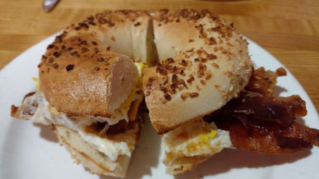 Daily Bagel Bakery & Cafe | 3535 Crompond Rd, Cortlandt, NY 10567, USA | Phone: (914) 737-8542