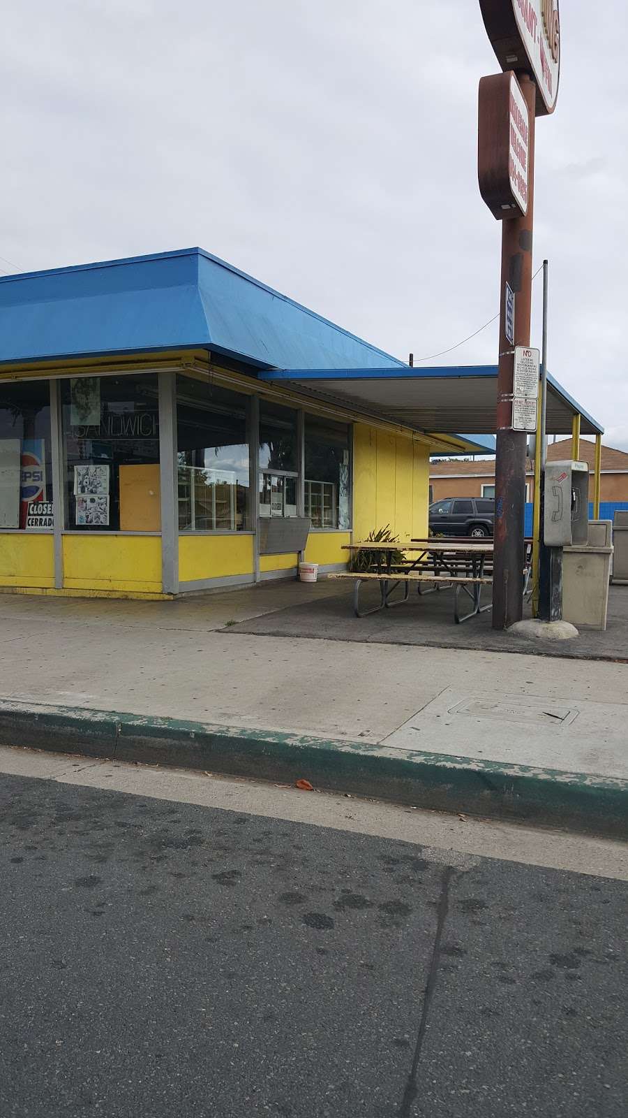 Donut King | 12000 Rosecrans Ave, Norwalk, CA 90650, USA