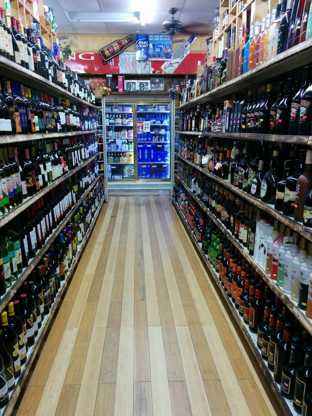 Dillons Liquor | 6729 TX-146, Baytown, TX 77523, USA | Phone: (281) 573-9708