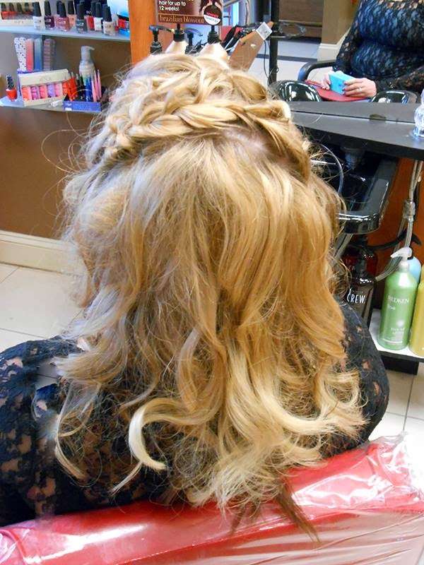 Loris Hair Designs | 1009 Ford St # A, Bridgeport, PA 19405, USA | Phone: (610) 239-7011