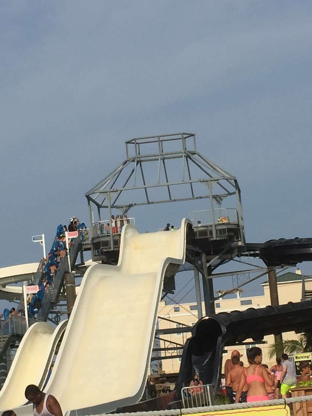 Jersey Shore Waterpark | 300 Beachway Ave, Keansburg, NJ 07734, USA