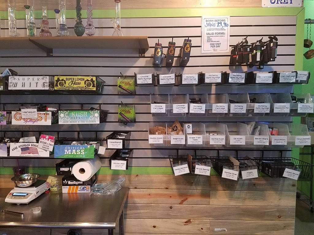 DANK- Recreational and Medical Dispensary | 3835 Elm St, Denver, CO 80207, USA | Phone: (303) 394-3265