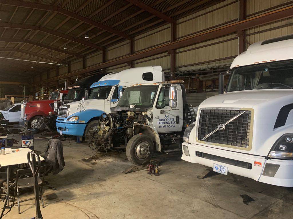 Queen City Truck Repair | 1118 W Craighead Rd, Charlotte, NC 28206, USA | Phone: (980) 938-0067