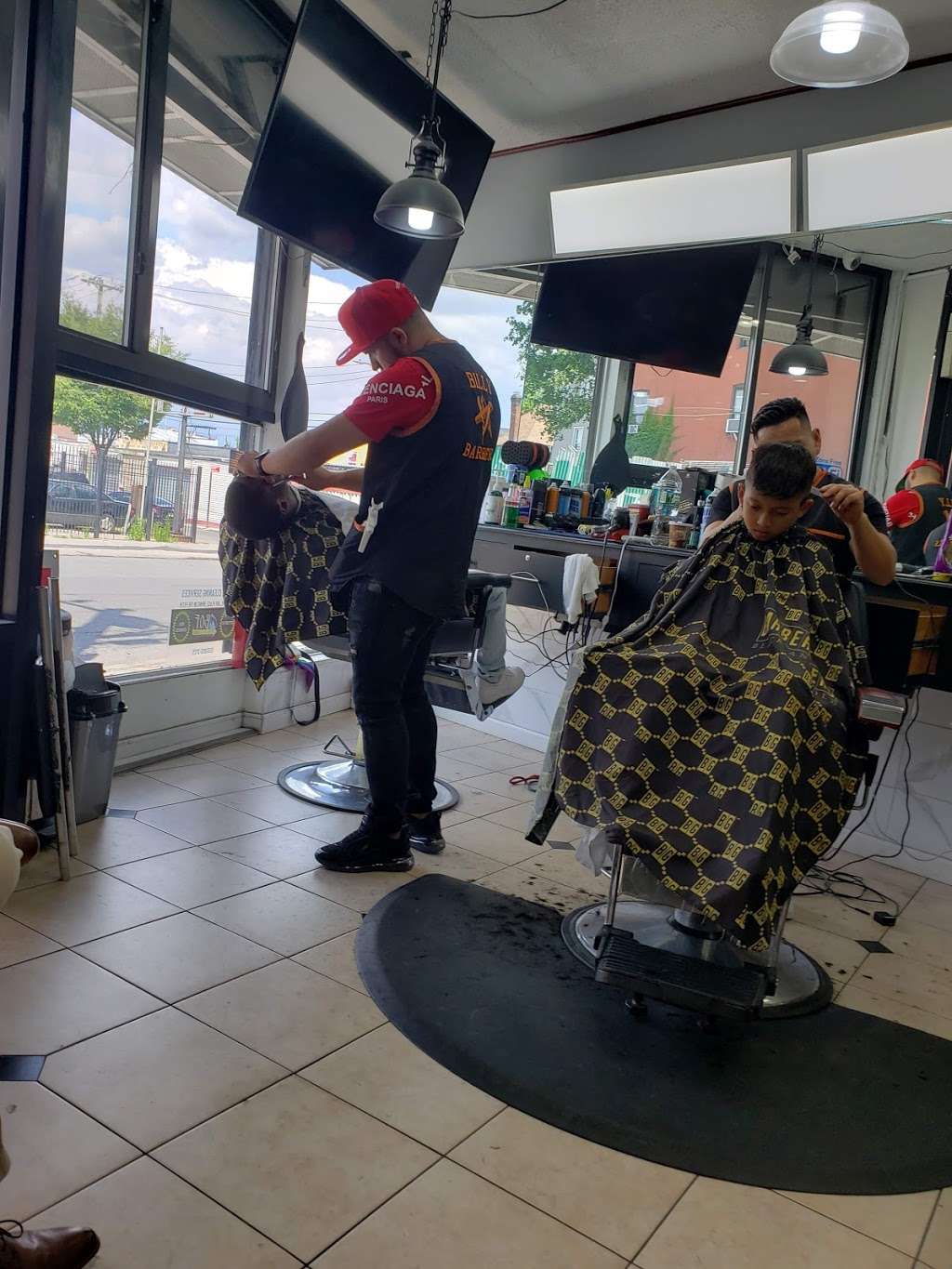 Pepes Barber Shop | 2105 Cornaga Ave, Far Rockaway, NY 11691 | Phone: (718) 471-0078