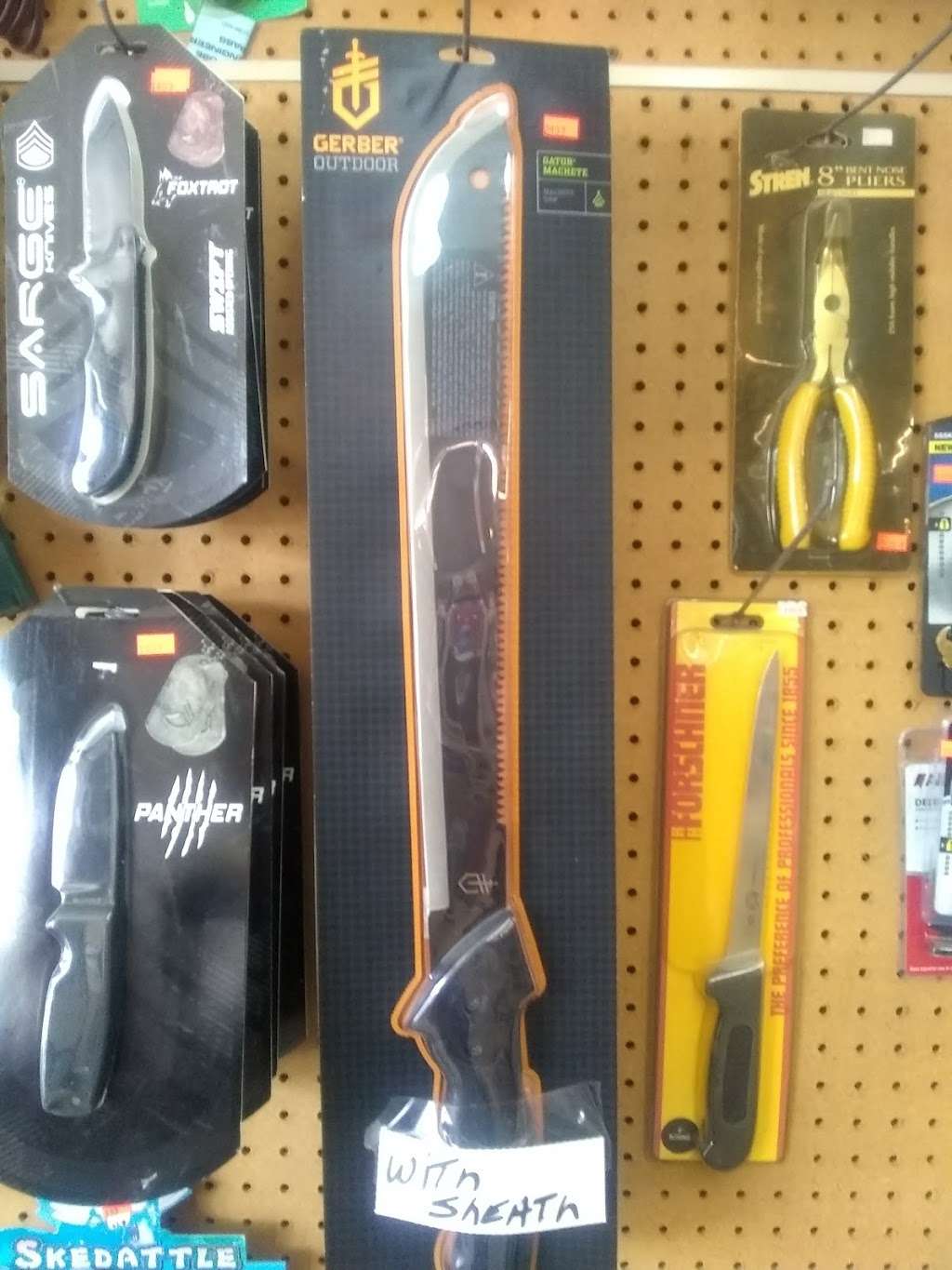 Johnnys Discount Party Shop | 1985 US-321, Bowling Green, SC 29703, USA | Phone: (803) 222-6757