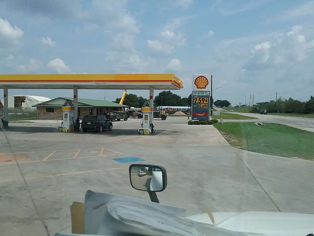 Shell | 856 US-90, Sealy, TX 77474, USA | Phone: (979) 627-0055