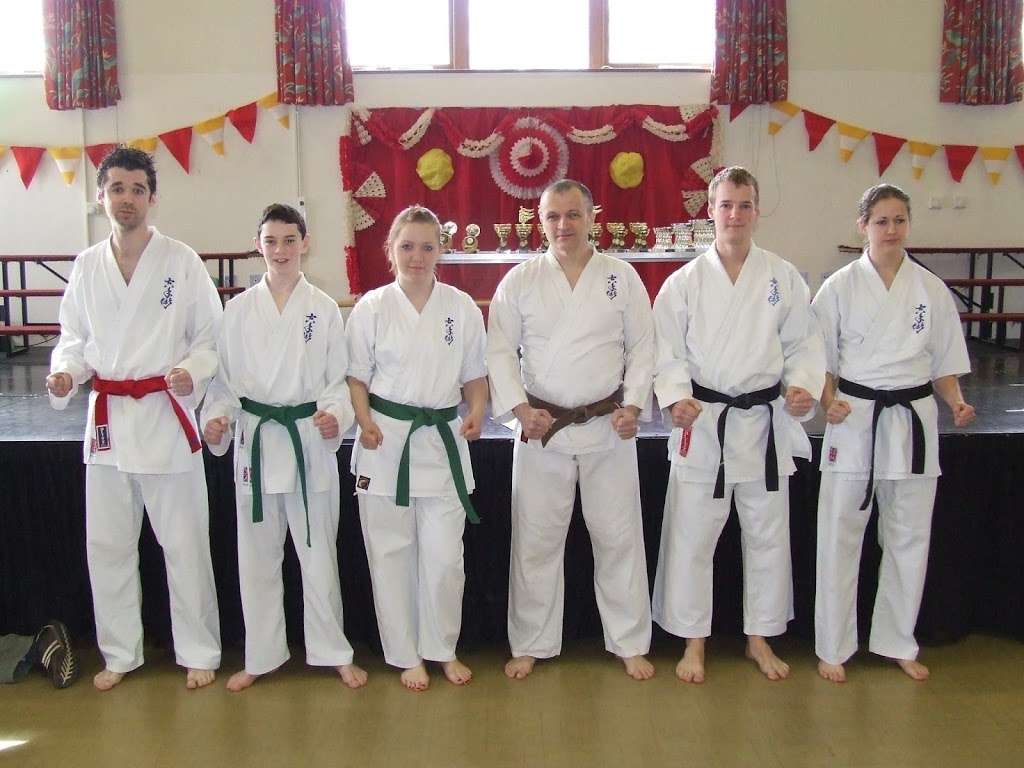 Sevenoaks Karate Jutsu Kai | Sennocke Centre, Sevenoaks TN13 1HU, UK | Phone: 07976 482384