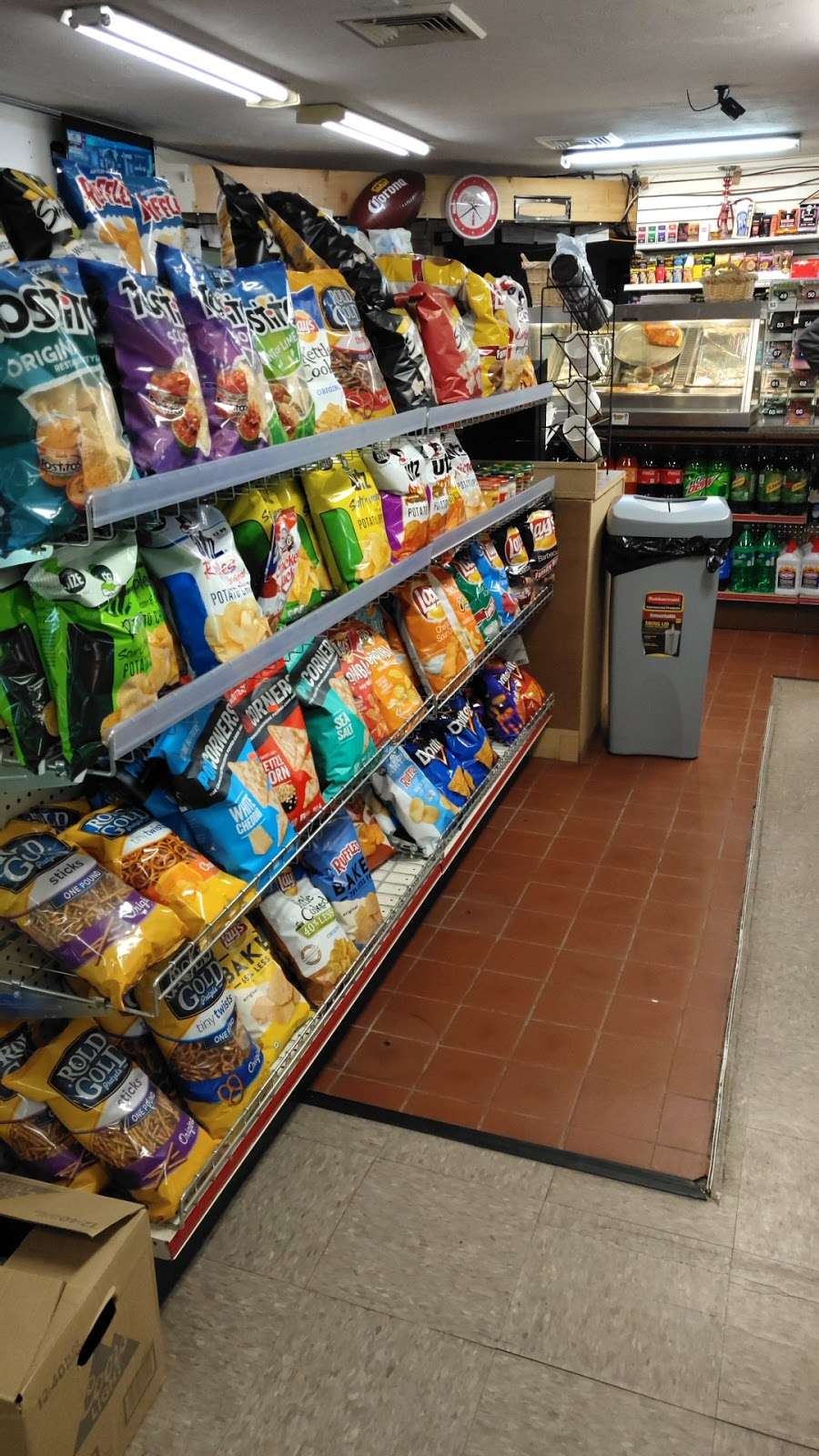 Capeway Convenience Store | 578 Wareham St, Middleborough, MA 02346, USA | Phone: (508) 946-9088