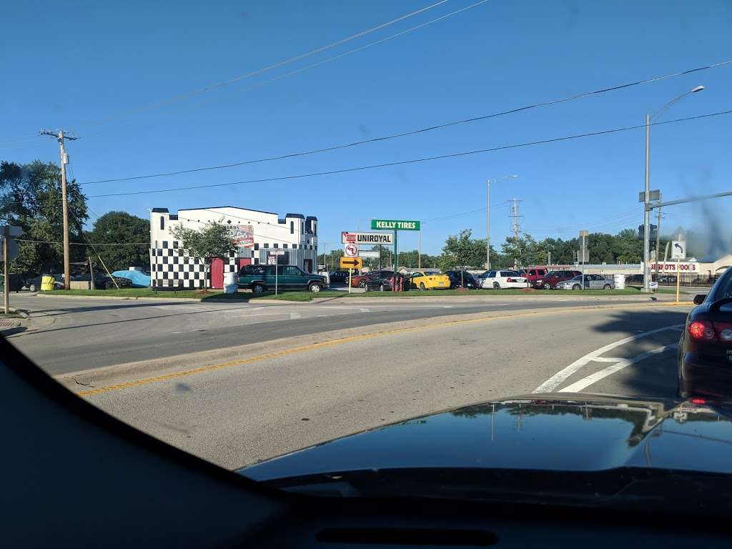 Kelly Tires | Braidwood, IL 60408