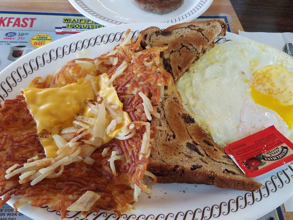 Waffle House | 6840 East Front St, Kansas City, MO 64120 | Phone: (816) 231-8565