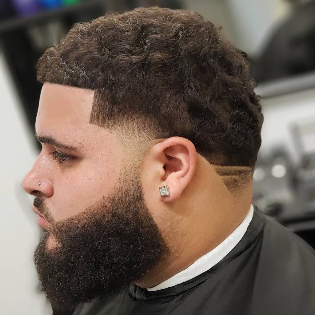 Evelinas Barbershop | 1596 W Orange Blossom Trail, Apopka, FL 32712, USA | Phone: (321) 662-3367