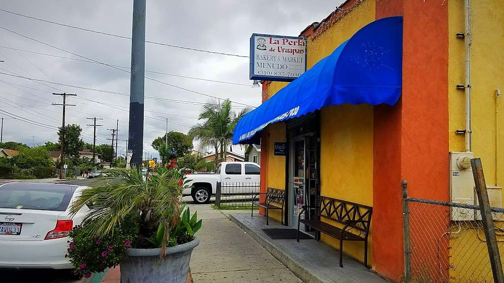 La Perla De Uruapan | 1126 Sanford Ave, Wilmington, CA 90744, USA | Phone: (310) 835-7030