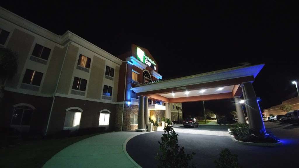 Holiday Inn Express | 6805, 2953 Ridge Way, Lake Wales, FL 33859, USA | Phone: (863) 949-4800