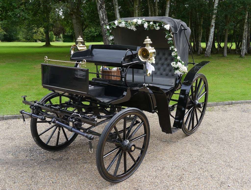 The Horse Drawn Carriage Company | Ashurstwood, Ashurst Wood RH19 3SA, UK | Phone: 07821 742016