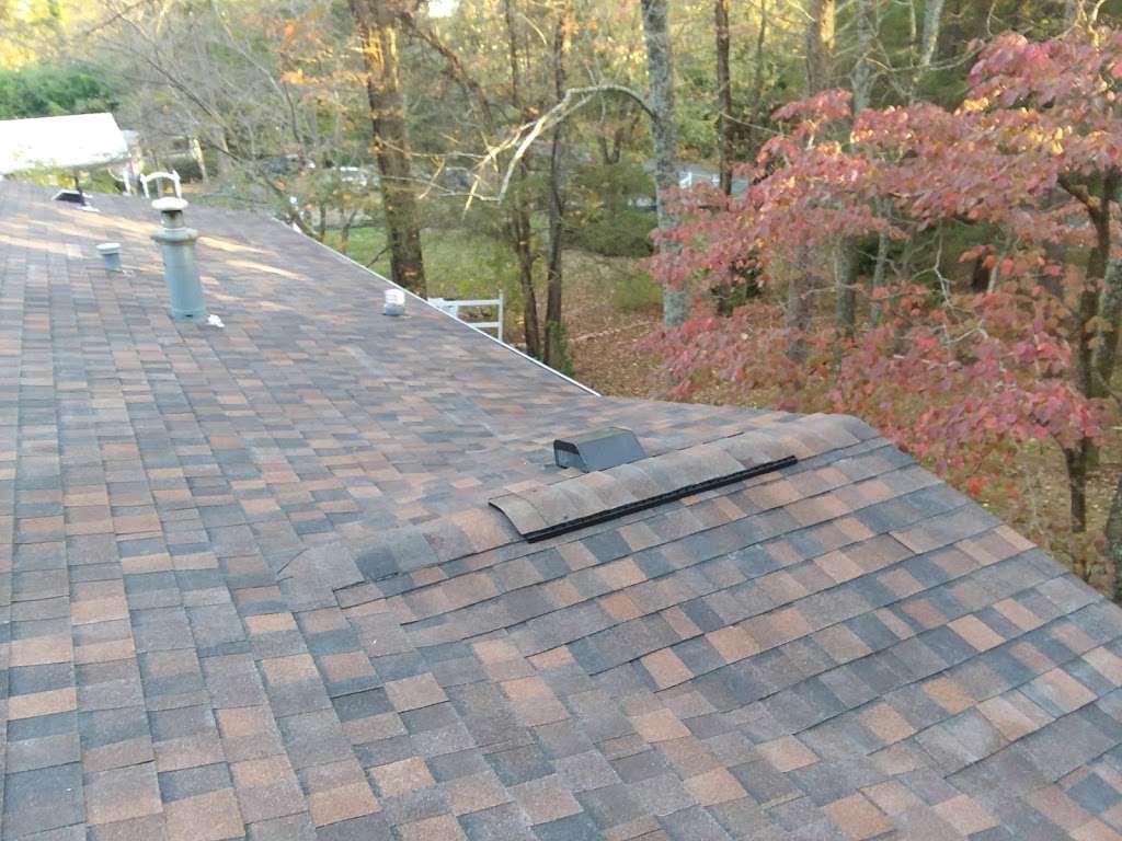 Jose Hernandez Roofing LLC | 5747 Moonbeam Dr, Woodbridge, VA 22193, USA | Phone: (703) 725-5678