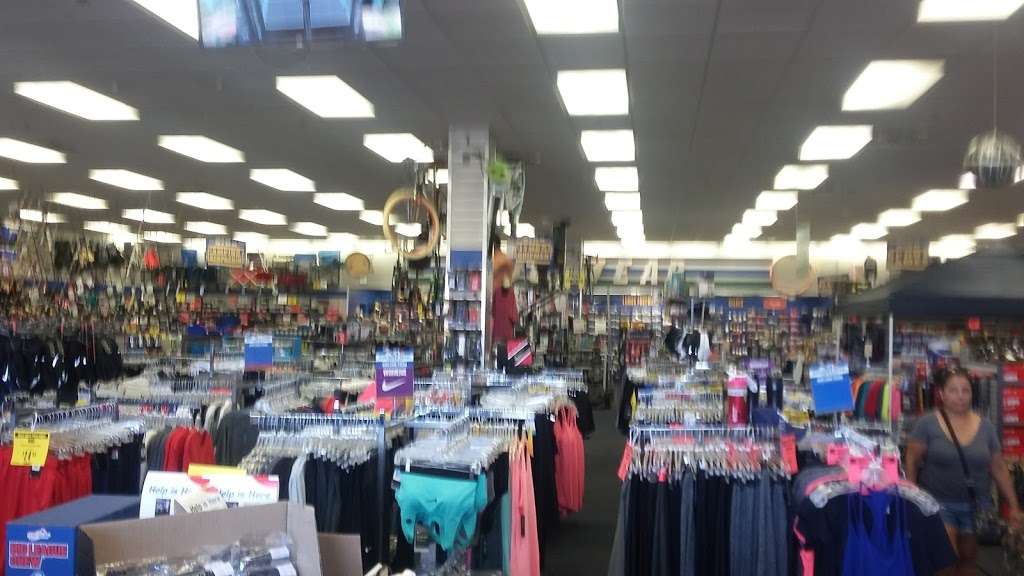 Big 5 Sporting Goods - Henderson | 1211 S Boulder Hwy, Henderson, NV 89015, USA | Phone: (702) 564-2691