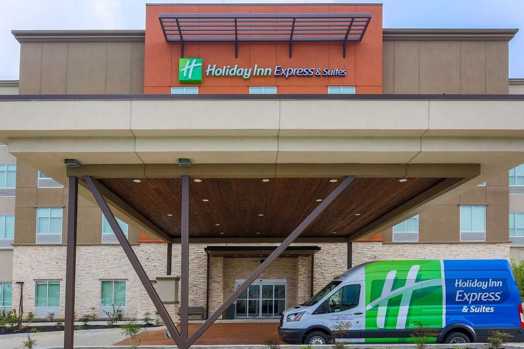 Holiday Inn Express & Suites Houston - Hobby Airport Area | 9185 Gulf Fwy, Houston, TX 77017 | Phone: (713) 944-4120