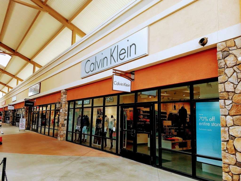 Calvin Klein Outlet | 5701 Outlets at Tejon Pkwy #950, Arvin, CA 93203 | Phone: (661) 858-2048