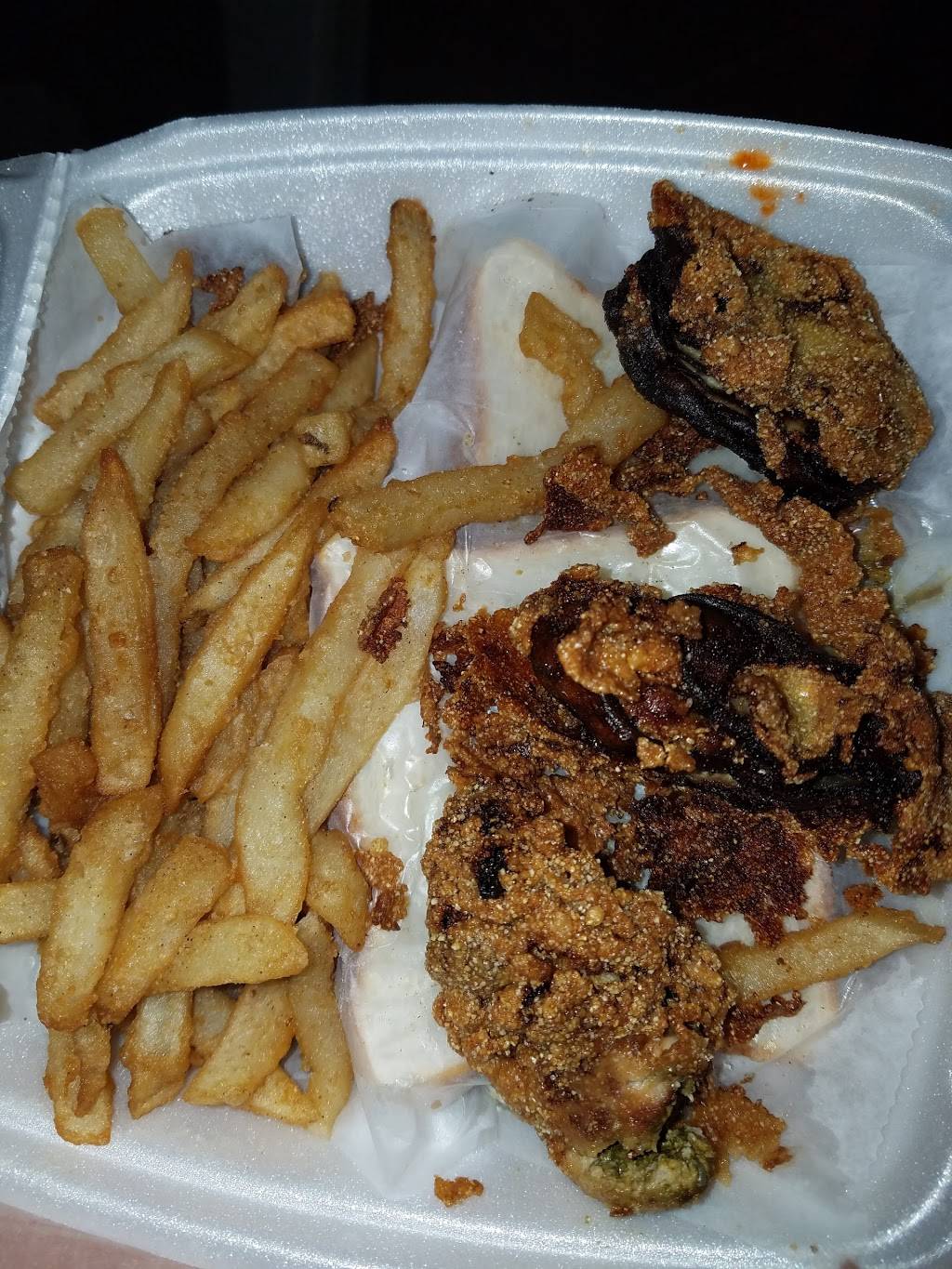 Sharks Fish & Chicken | 1352 E Shelby Dr, Memphis, TN 38116, USA | Phone: (901) 345-0101