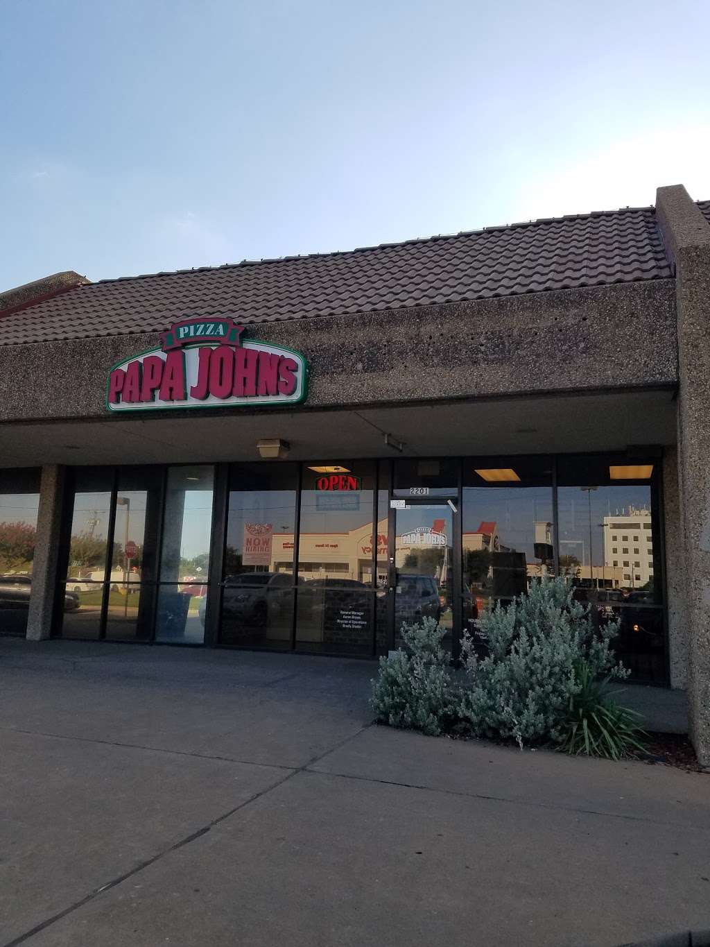 Papa Johns Pizza | 2201 N Story Rd, Irving, TX 75062, USA | Phone: (972) 594-7272