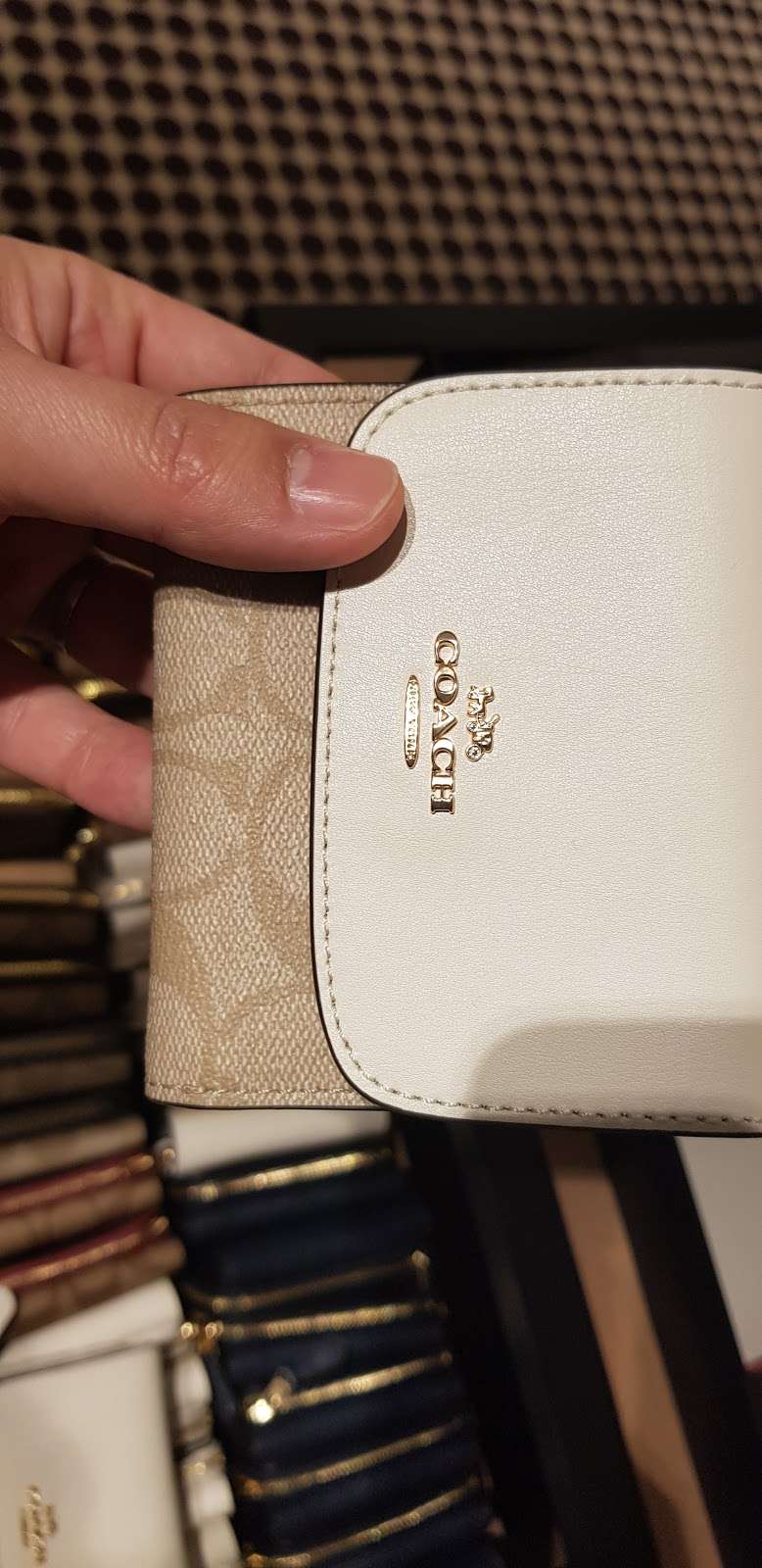 Coach | 1 Outlet Blvd, Wrentham, MA 02093, USA | Phone: (508) 384-9877