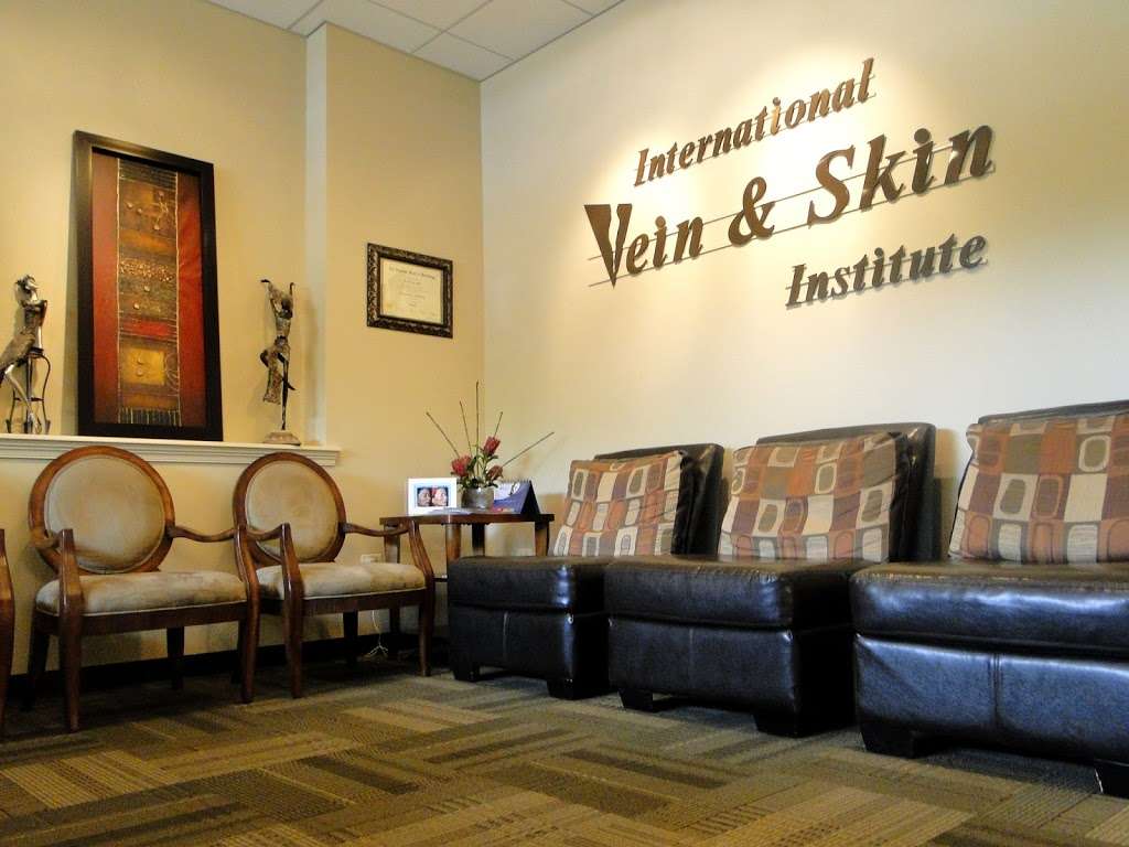 International Vein & Skin Institute - Vein Care & Skin Surgery C | 760 Busse Hwy, Park Ridge, IL 60068, USA | Phone: (847) 518-9999