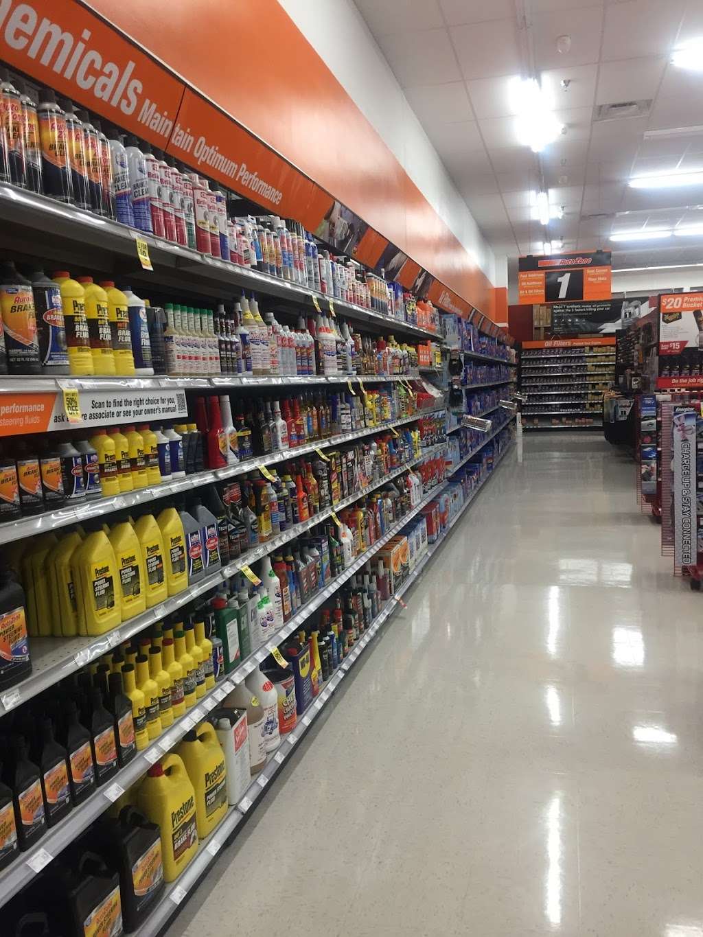 AutoZone Auto Parts | 3180 N 124th St, Wauwatosa, WI 53222, USA | Phone: (414) 290-7460