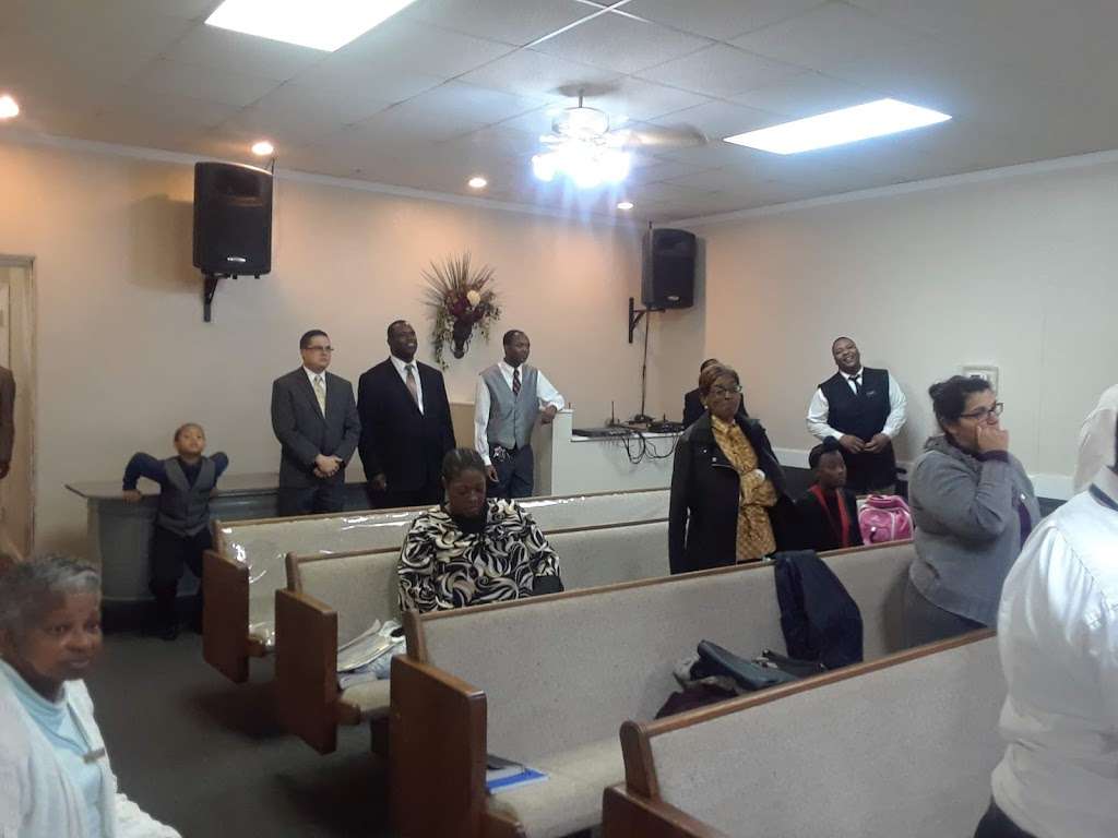 Apostolic Revival Church | 11424 Grandview Rd, Kansas City, MO 64137, USA | Phone: (816) 765-3618