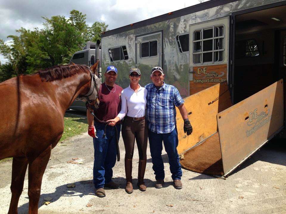 C & E Horse Transportation Inc | 8N034 IL-25, South Elgin, IL 60177, USA | Phone: (888) 265-3007